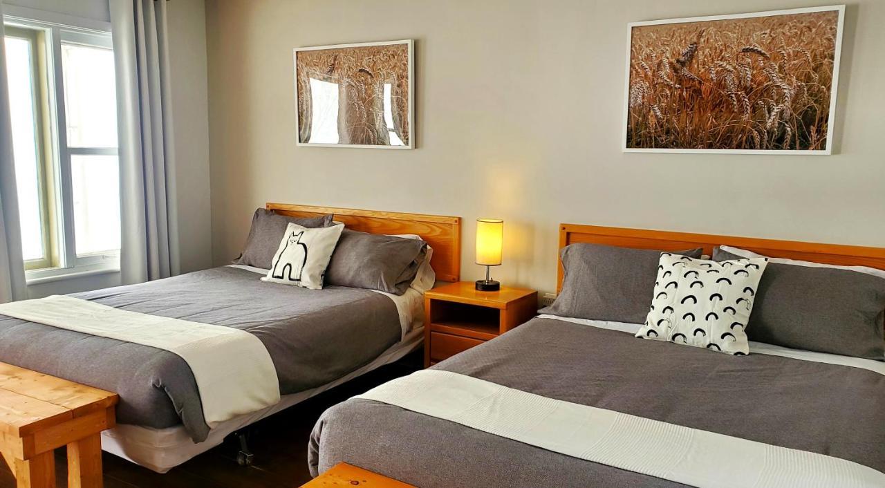 Lofts Fleuve Et Montagnes Motel Sainte-Anne-de-Beaupre Bagian luar foto