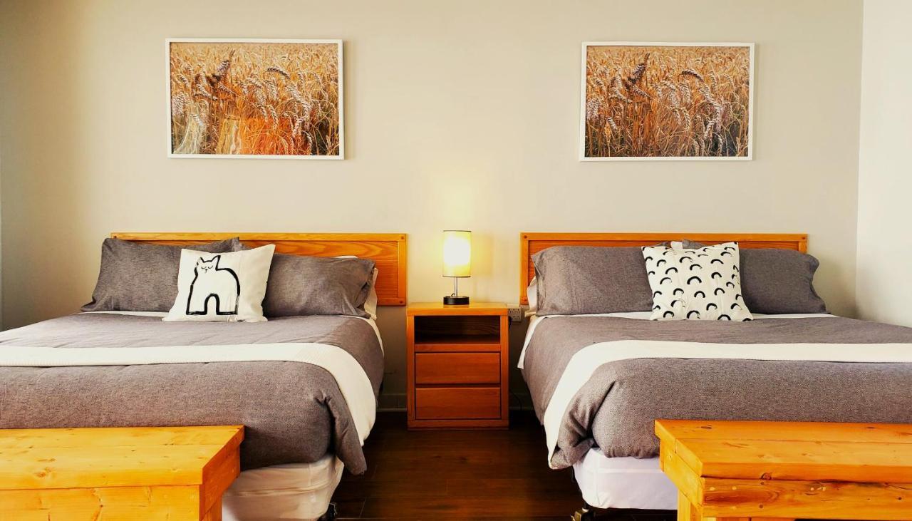 Lofts Fleuve Et Montagnes Motel Sainte-Anne-de-Beaupre Bagian luar foto